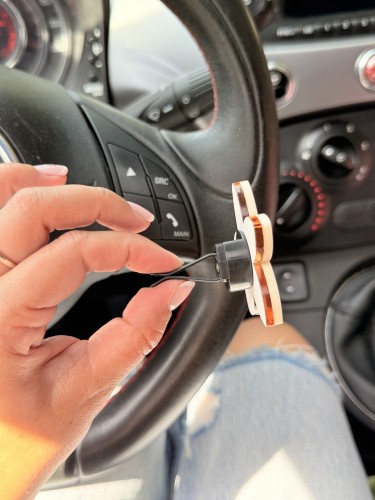 Bijou de voiture Monoï diffuseur parfum