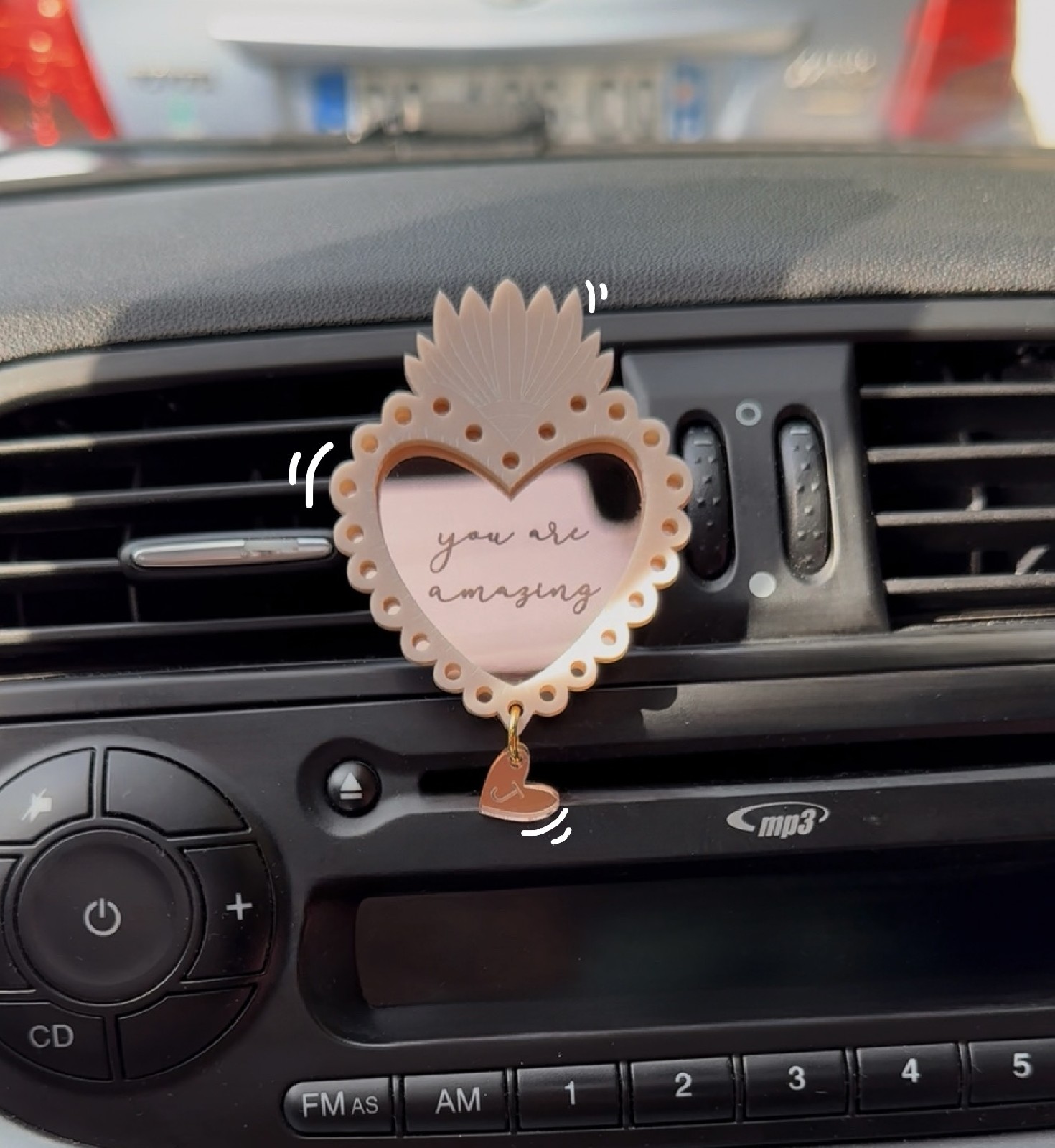 Bijou de voiture Ex Voto diffuseur parfum