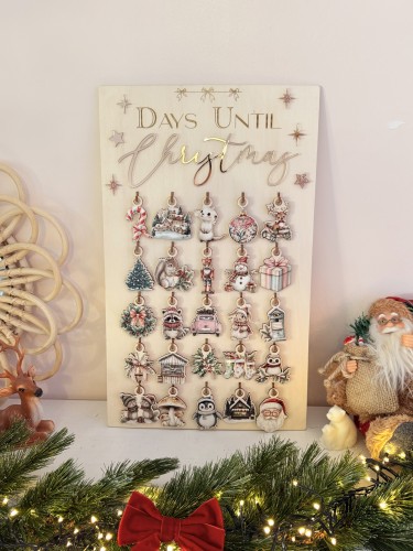 Mon Calendrier de l'Avent & ses 25 suspensions de Noël