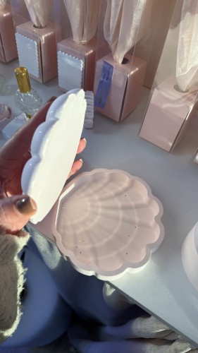 Boite coquillage paillettée à parfumer