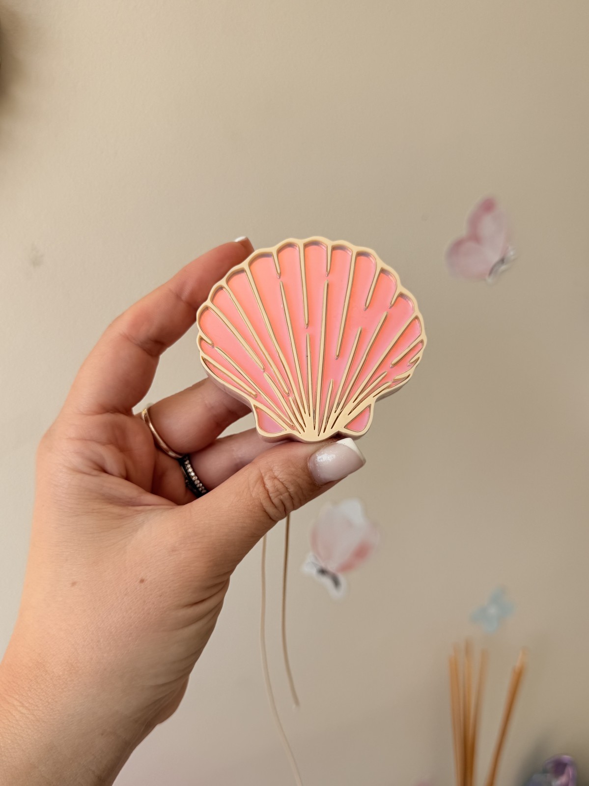 Coquillage en Pendentif à parfumer ou Diffuseur voiture